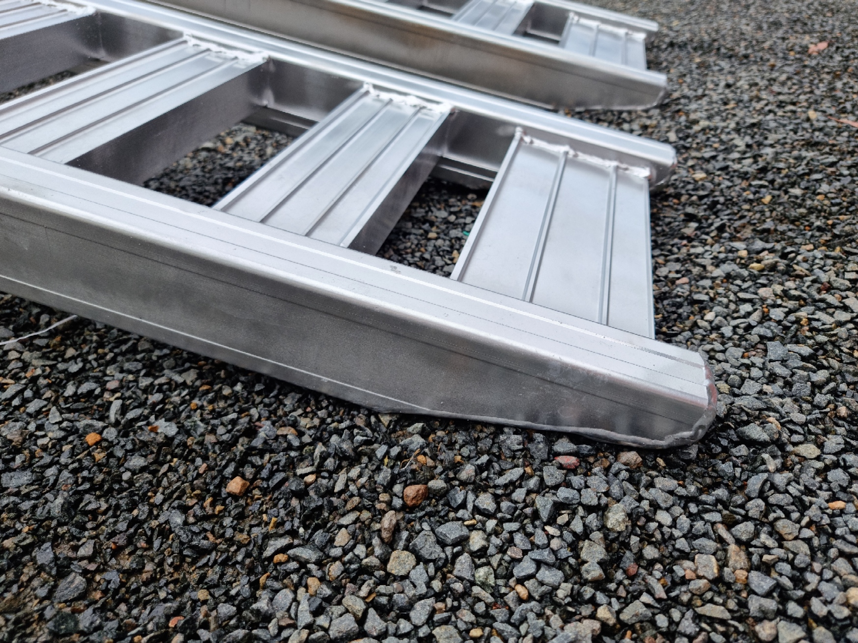 Aluminum Loading Ramps 1.8m-2.7m (3-4TN) 5