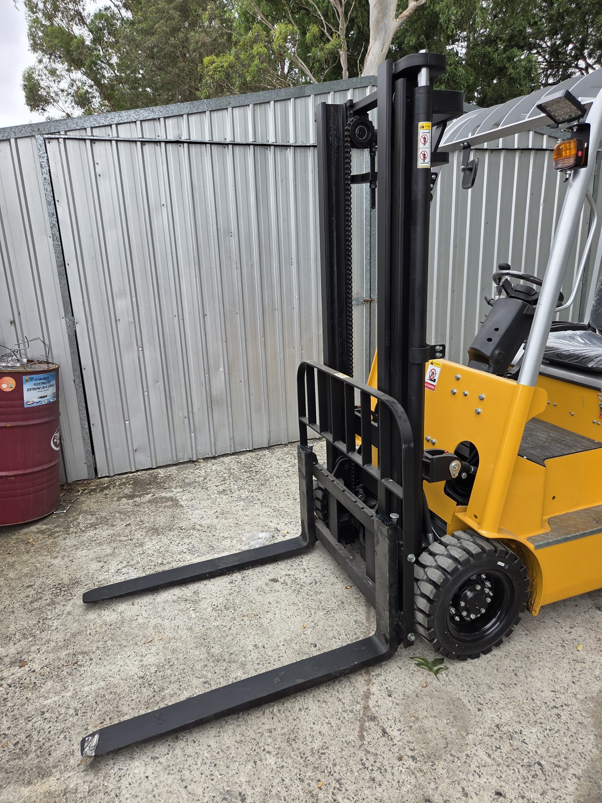 2TN 60V Electric Forklift 2